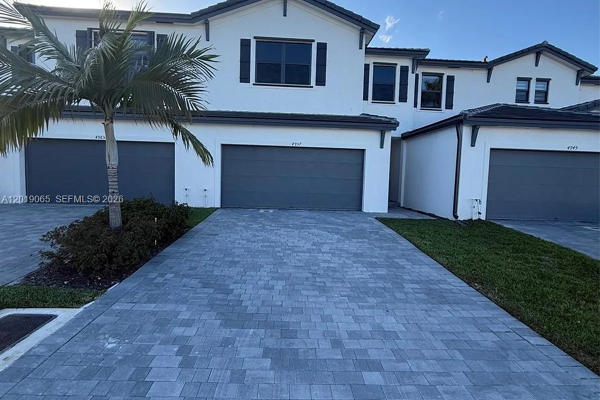 4957 Oakmont Dr #5838, Dania Beach: photo 1 of 45