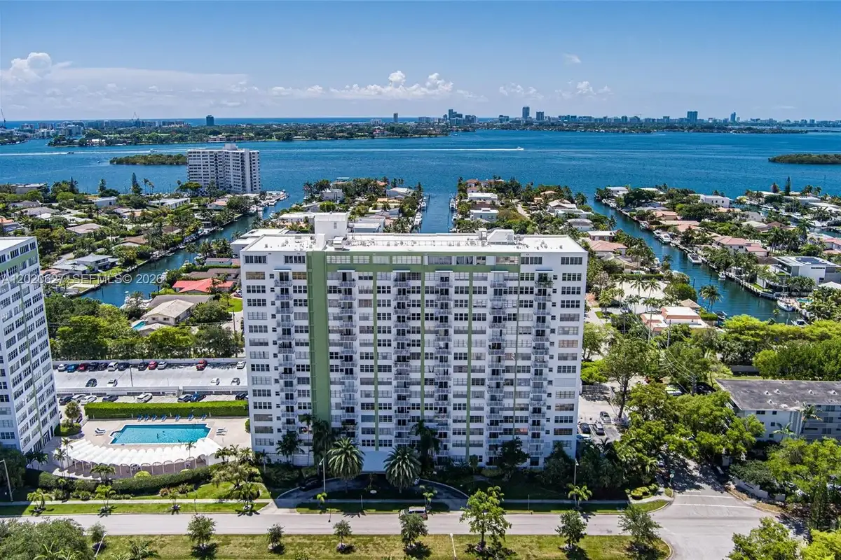 2100 Sans Souci Blvd #A603, North Miami: photo 1 of 44