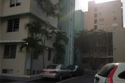 1751 Washington Ave #1H, Miami Beach: photo 1 of 13