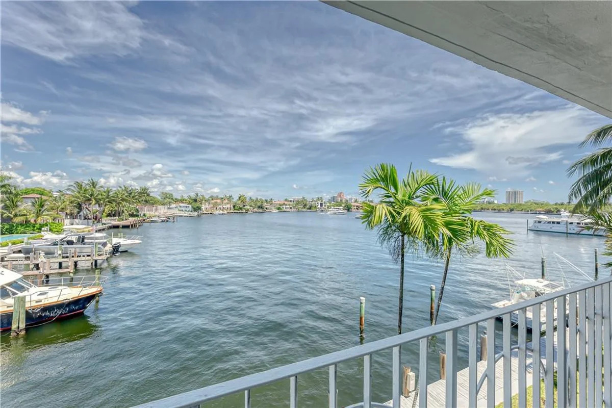 2717 Yacht Club Blvd #6e, Fort Lauderdale: photo 1 of 35