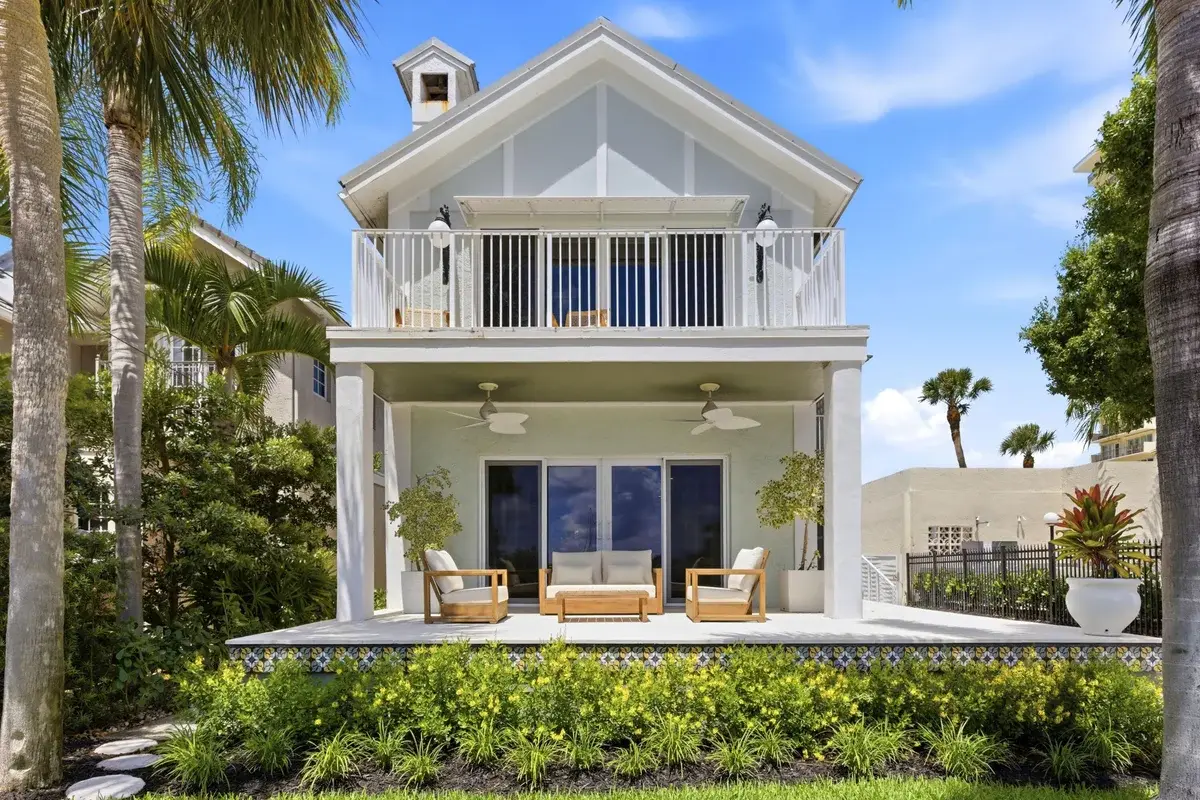 325 Poinciana Dr, Fort Lauderdale: photo 1 of 52