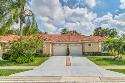8072 Key West Ln, Boynton Beach: photo 1 of 22