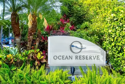 19370 Collins Ave #520, Sunny Isles Beach: photo 1 of 26