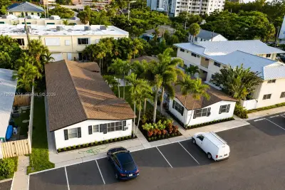 3210 Canal Dr #6, Pompano Beach: photo 1 of 19