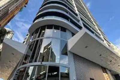 121 NE 5th St, Miami: photo 1 of 26