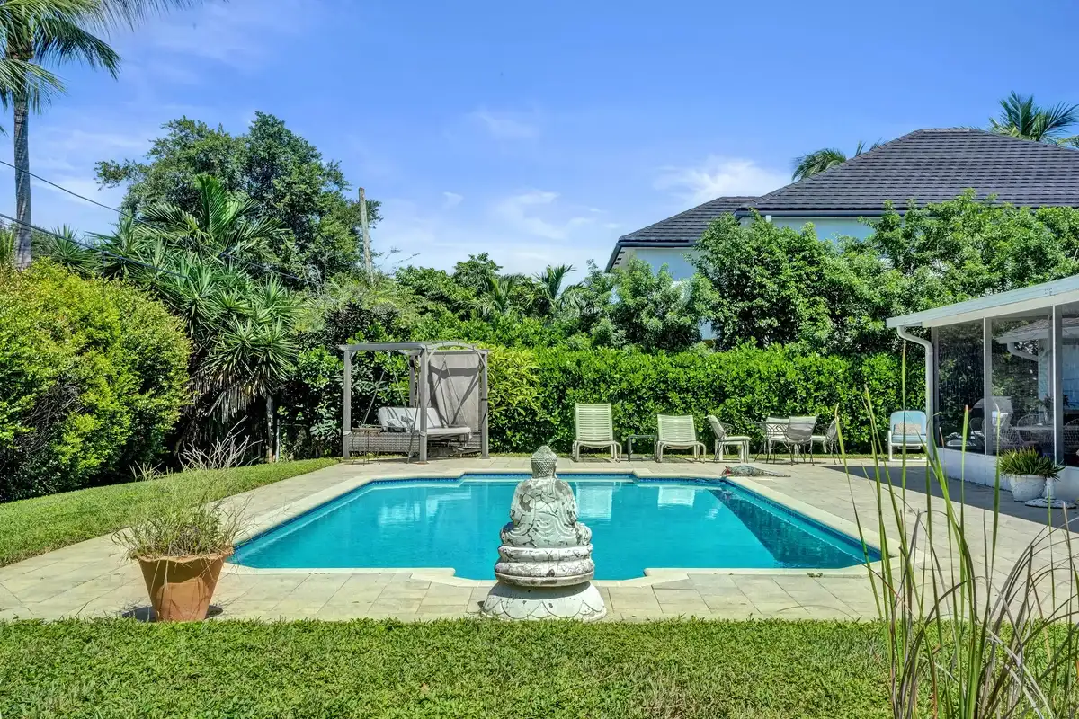 710 NW 1st Ave, Delray Beach: photo 1 of 56