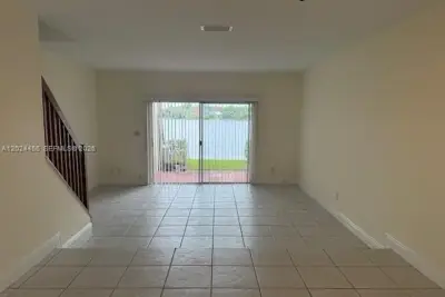 2856 Cambridge Ln, Cooper City: photo 1 of 28