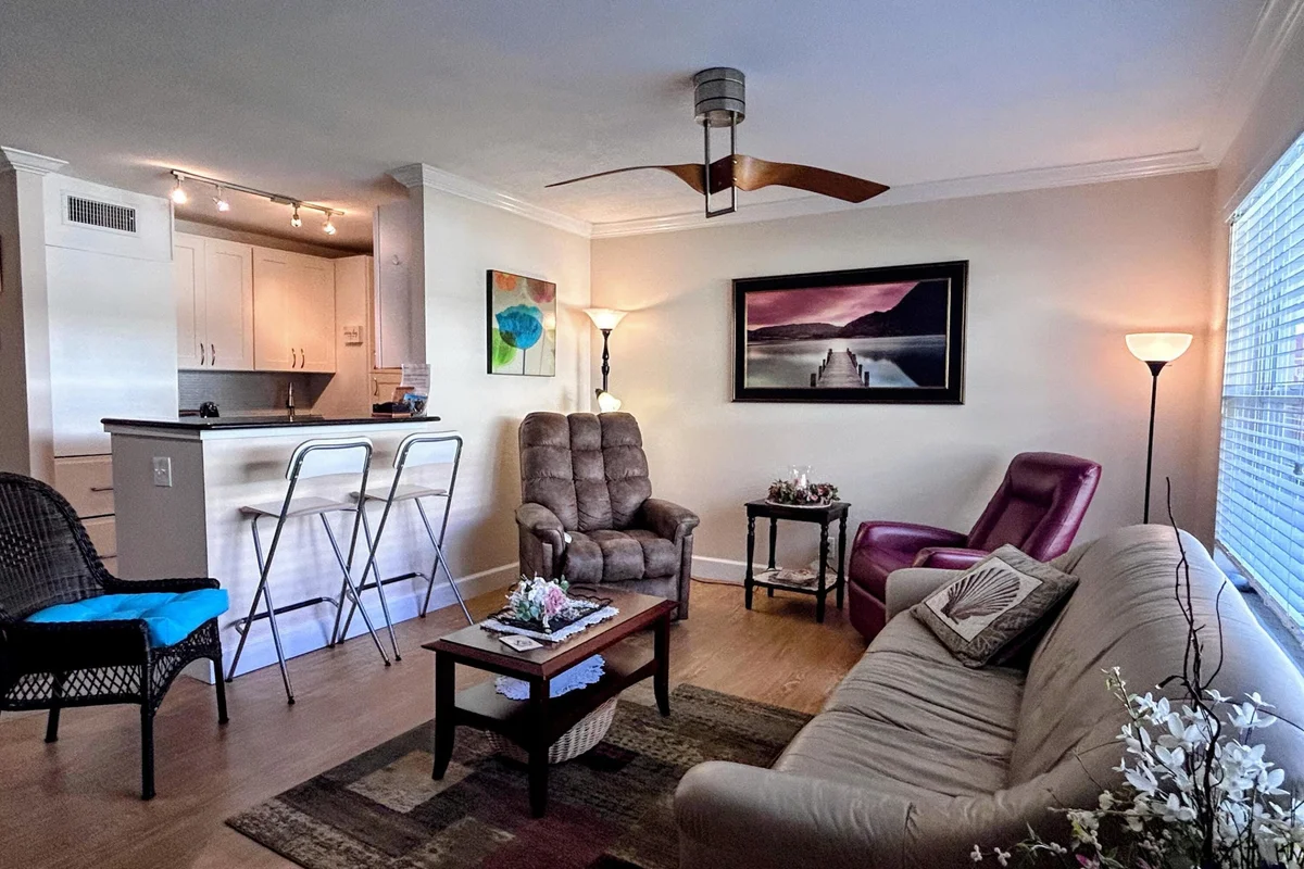 638 Snug Harbor Dr #E6, Boynton Beach: photo 1 of 38
