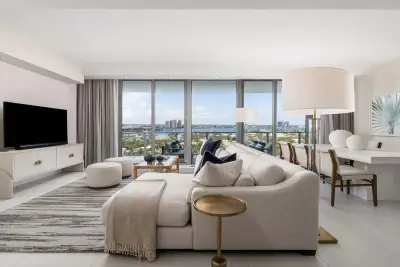 3100 N Ocean Dr #1201p, Riviera Beach: photo 1 of 18