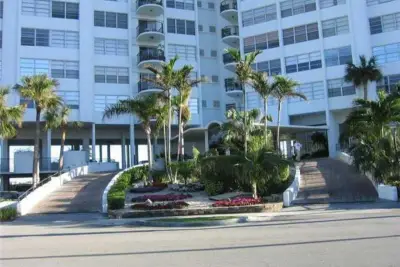 11930 N Bayshore Dr N #706, North Miami: photo 1 of 13