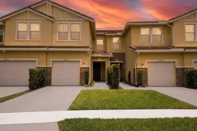 4364 Veleiros Ave, Deerfield Beach: photo 1 of 46