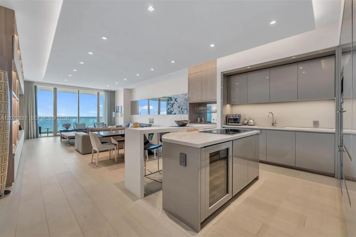 18975 Collins Ave #2802, Sunny Isles Beach: photo 1 of 59