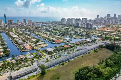 600 Layne Blvd #212, Hallandale Beach: photo 1 of 12