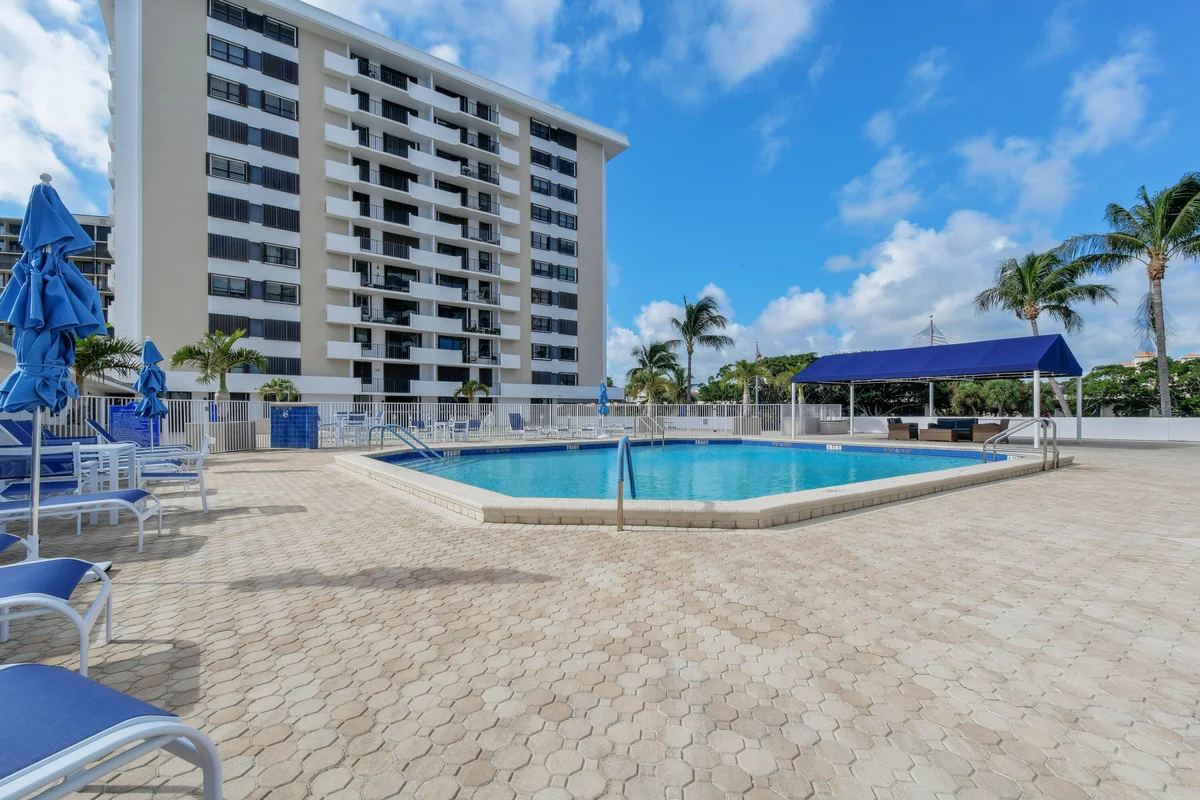 1200 Marine Way #601, North Palm Beach: photo 1 of 34
