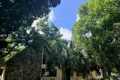 31020 SW 193rd Ave, Homestead: photo 1 of 16