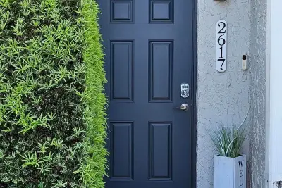 2617 N 40th Ave, Hollywood: photo 1 of 30