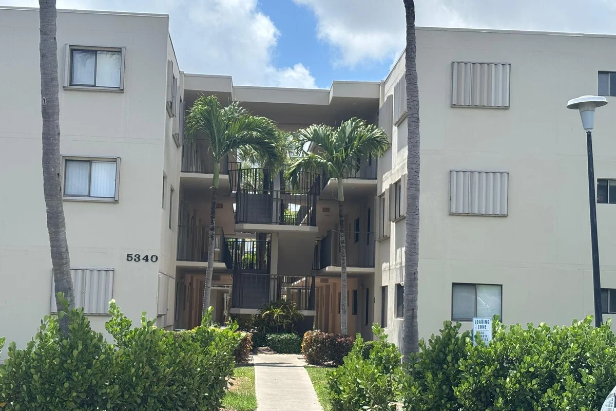 5340 Las Verdes Cir #222, Delray Beach: photo 1 of 27