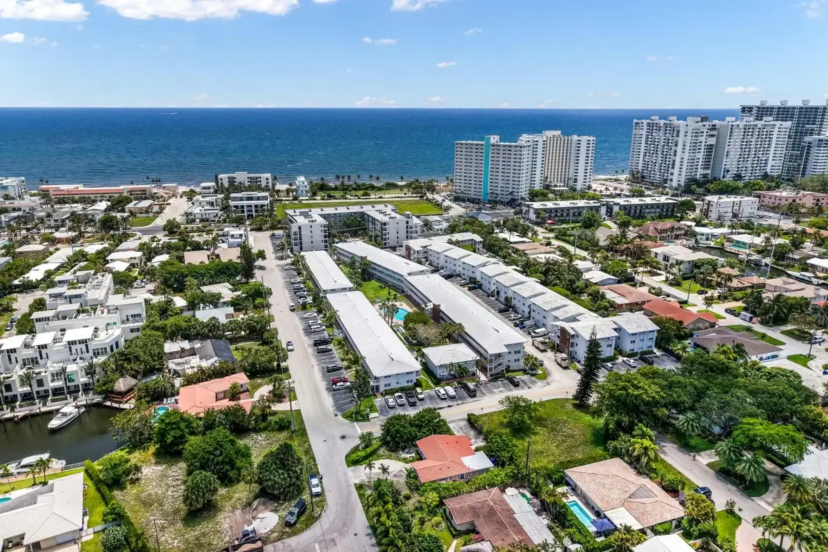 228 Hibiscus Ave #233, Lauderdale-by-the-Sea: photo 1 of 35