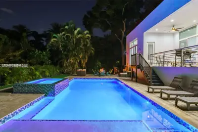 1759 SW 30th Pl, Fort Lauderdale: photo 1 of 69