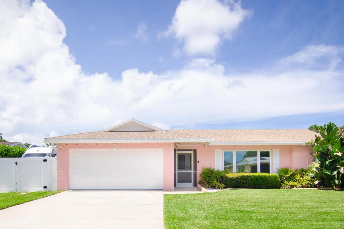 613 Oak Ter, Jupiter: photo 1 of 32