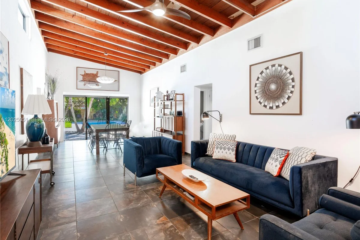 1212 NE 17th Ter, Fort Lauderdale: photo 1 of 19