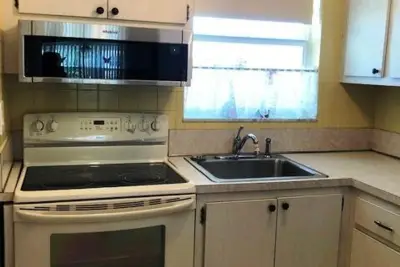 1115 Lake Ter #210, Boynton Beach: photo 1 of 7