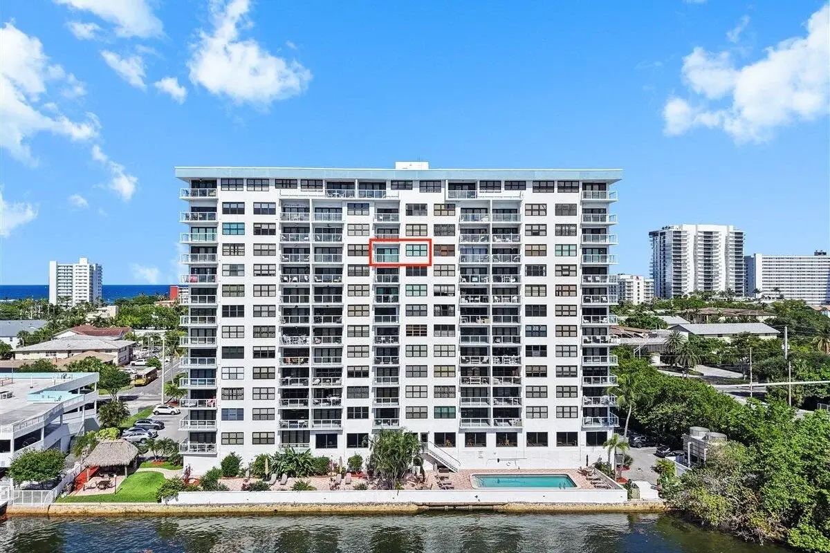 1401 N Riverside Dr #1104, Pompano Beach: photo 1 of 31