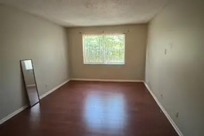 4384 NW 9th Ave #20-2f, Pompano Beach: photo 1 of 14