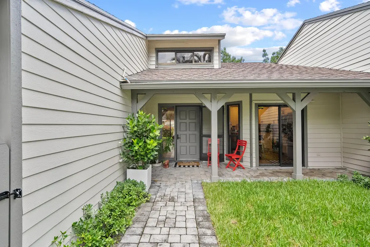 13324 Bedford Mews Ct, Wellington: photo 1 of 20