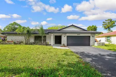 8475 NW 2nd Manor, Coral Springs: photo 1 of 50