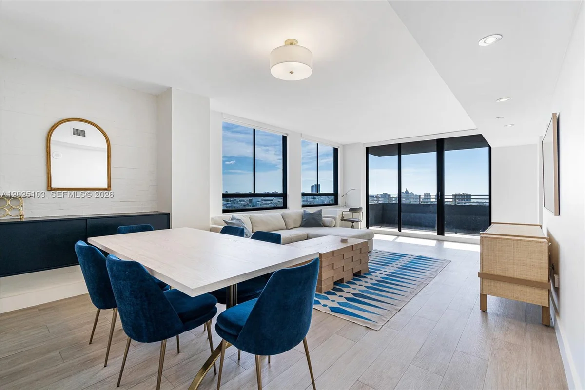 1330 W Ave #2107, Miami Beach: photo 1 of 27