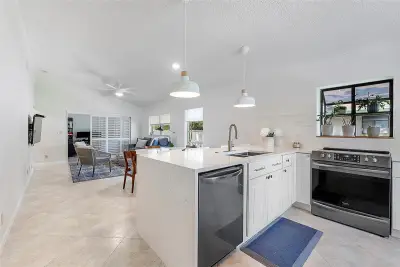 8230 Springtree Rd, Boca Raton: photo 1 of 46