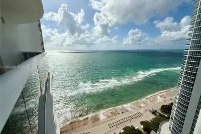 15901 Collins Ave #2802, Sunny Isles Beach: photo 1 of 14