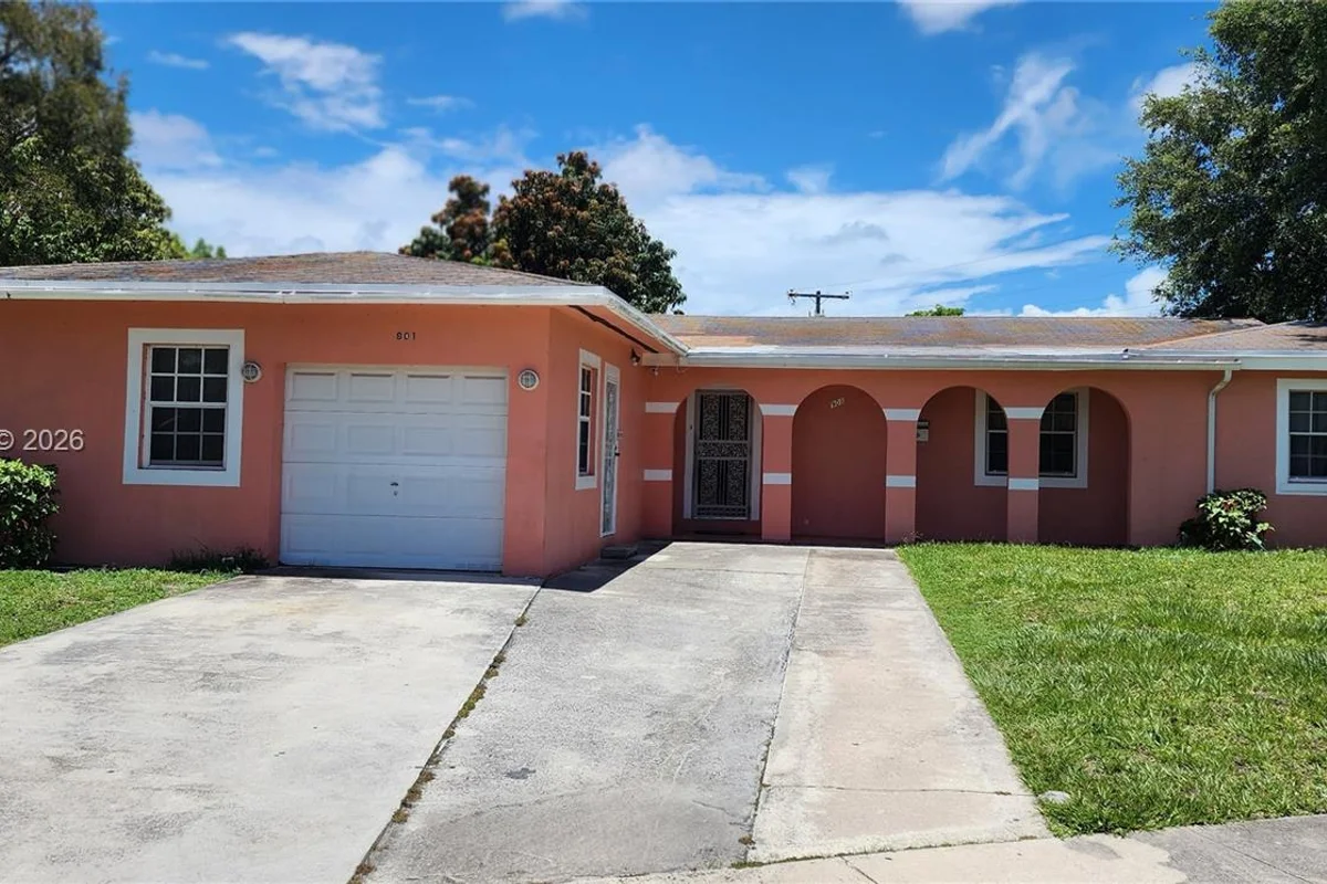 901 NE 160th Ter, North Miami Beach: photo 1 of 22