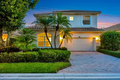 1012 Diamond Head Way, Palm Beach Gardens: photo 1 of 100