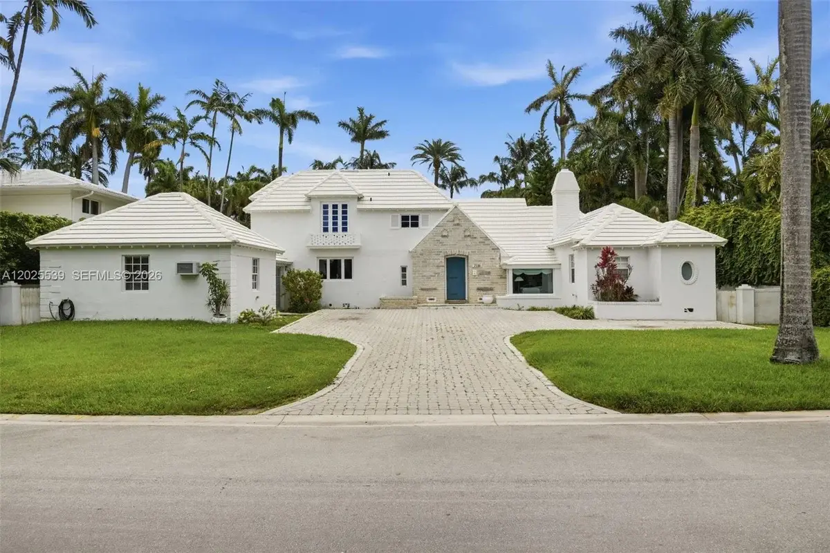 2535 Sunset Dr, Miami Beach: photo 1 of 20