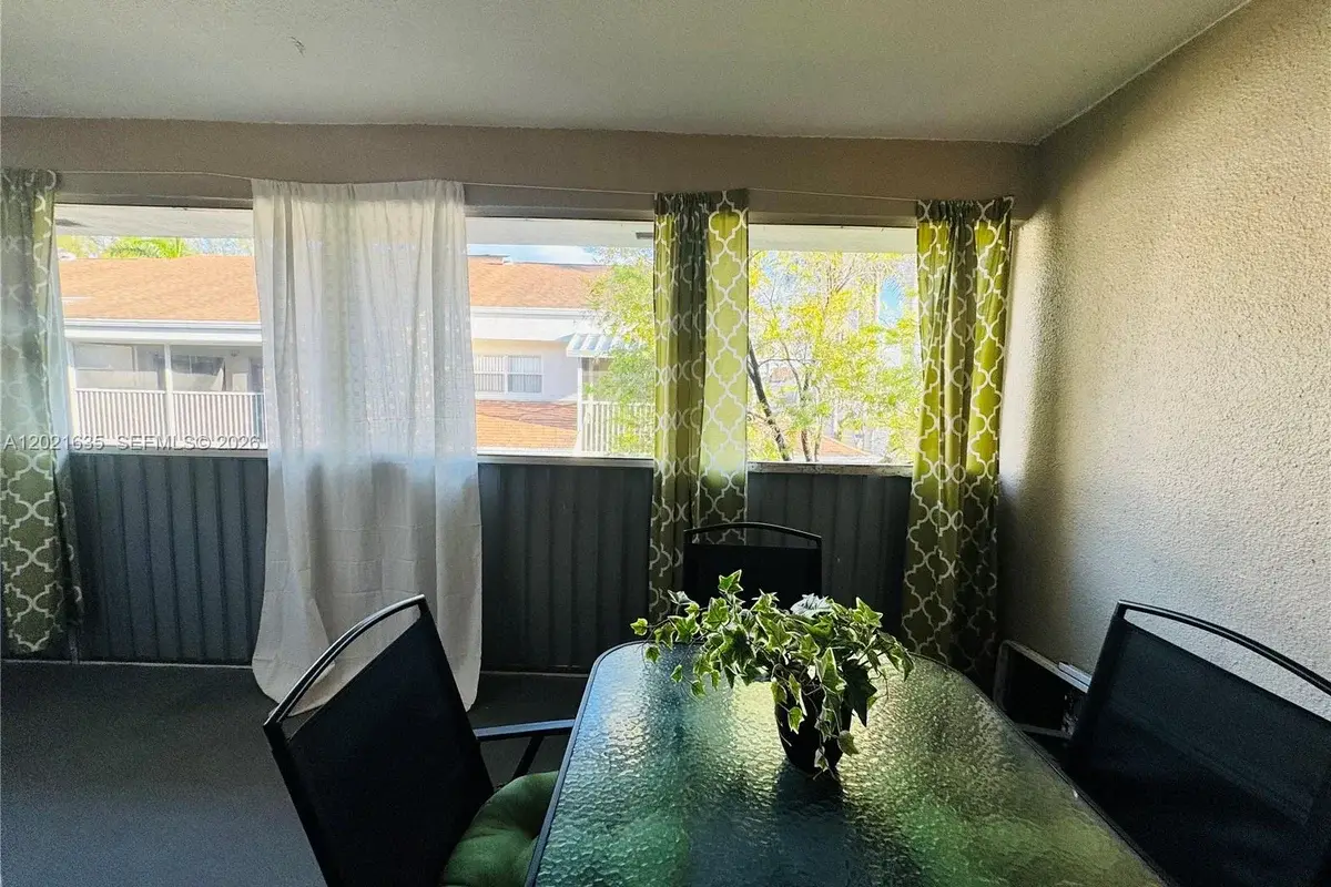 2638 SE 21st Ct #205-C, Homestead: photo 1 of 30