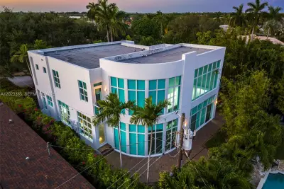 5432 NE 21st Ter, Fort Lauderdale: photo 1 of 37