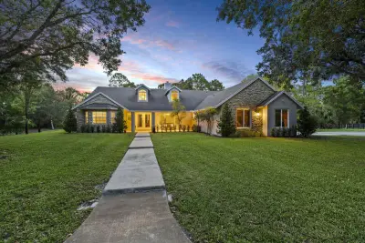 17225 Mare Ln, Loxahatchee: photo 1 of 101