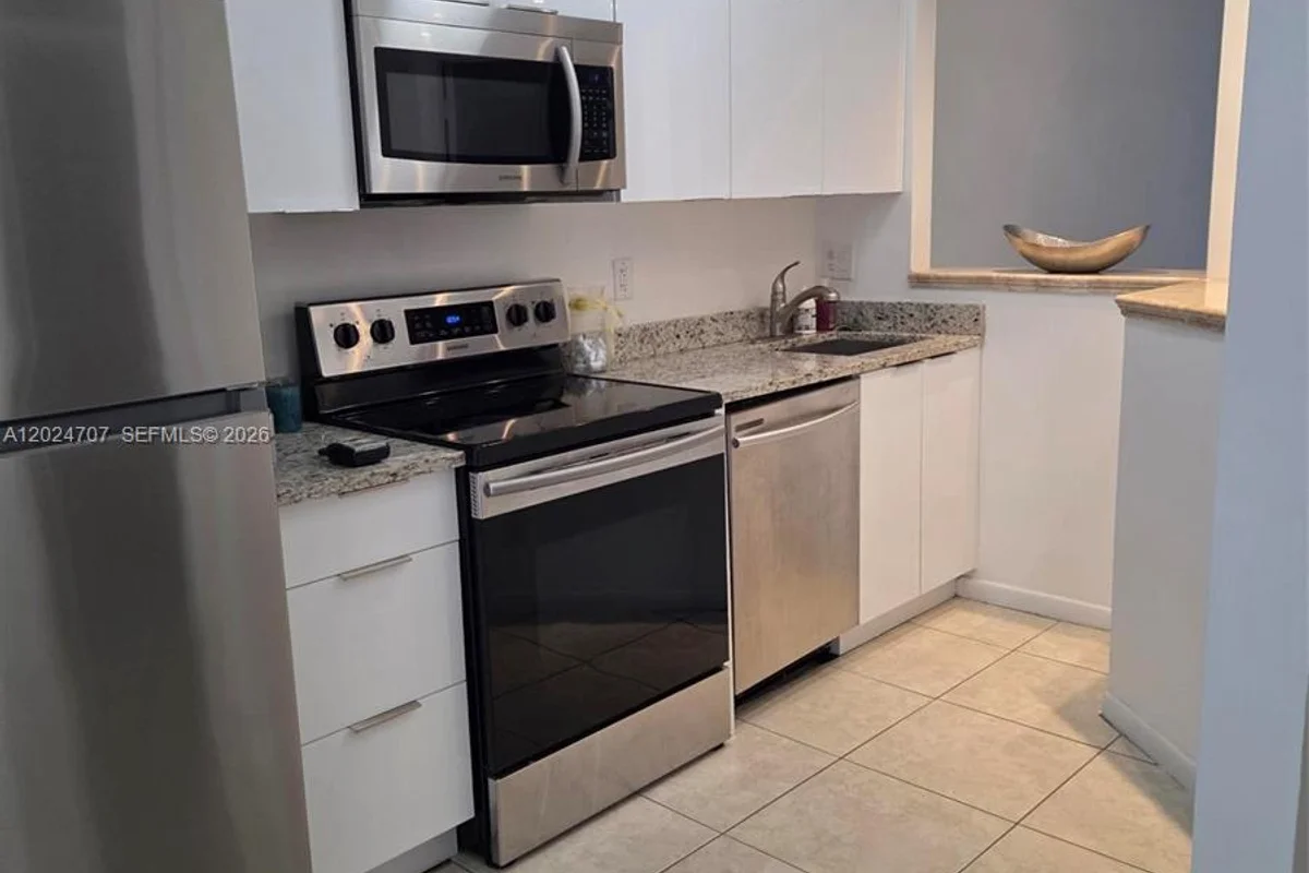 3686 NW 83rd Ln, Sunrise: photo 1 of 17