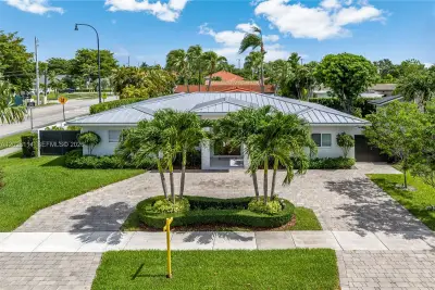 9641 SW 66th St, Miami: photo 1 of 57