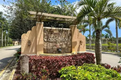419 SW 147th Ave #108, Pembroke Pines: photo 1 of 25