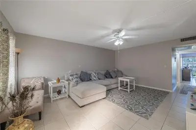 1902 Bermuda Cir, Coconut Creek: photo 1 of 27