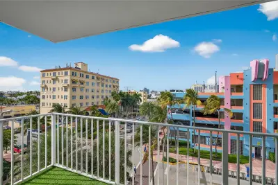 1255 Collins Ave #504, Miami Beach: photo 1 of 33