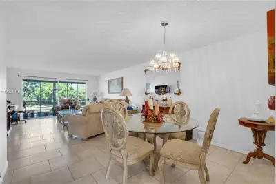 3551 Inverrary Dr #208, Lauderhill: photo 1 of 34