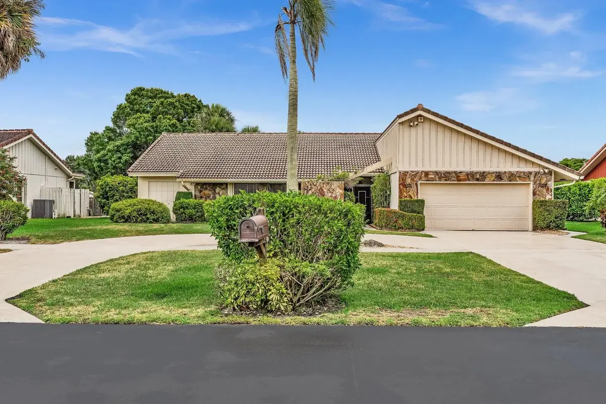 5302 Piping Rock Dr, Boynton Beach: photo 1 of 42