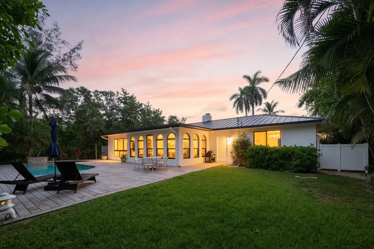 35 Anna St, Ocean Ridge: photo 1 of 75