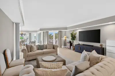 300 SE 5th Ave #6160, Boca Raton: photo 1 of 101