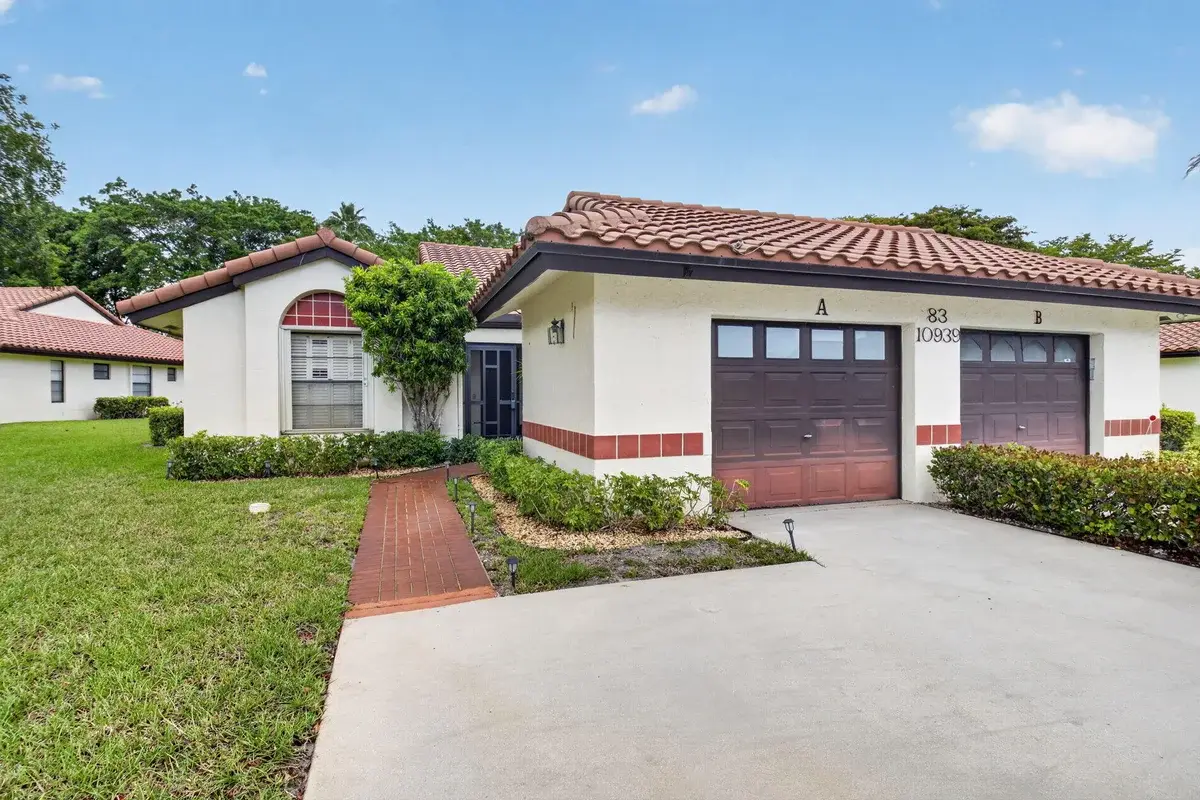 10939 Roebelini Palm Ct #A, Boynton Beach: photo 1 of 52