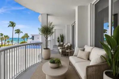 5401 Collins Ave #107, Miami Beach: photo 1 of 44